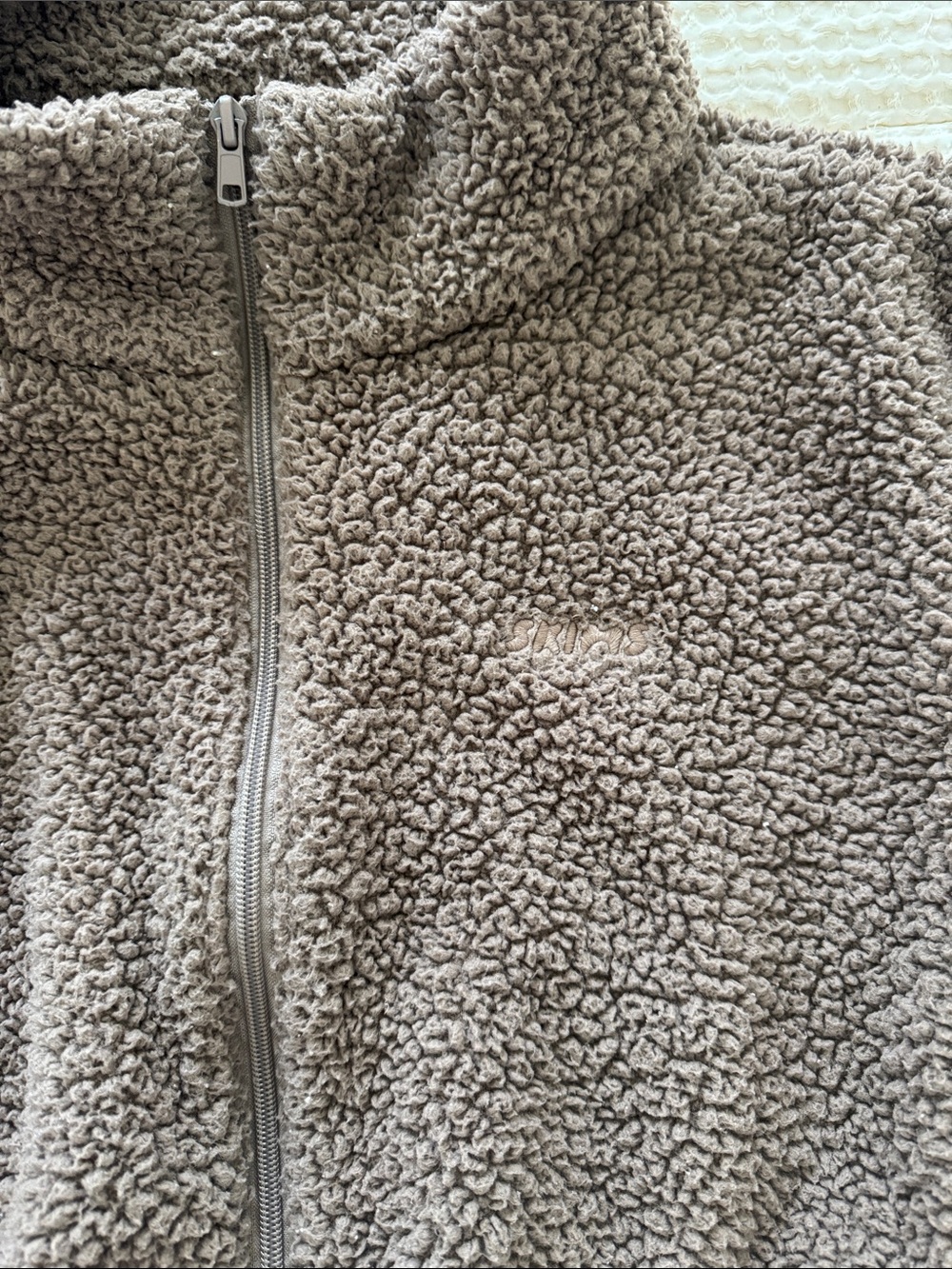 Skims Teddy crop zip up sweatshirt - Picture 3 of 4